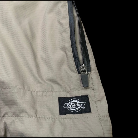 Dickies • Polyester Blend Beige Mix Full-Zip - Picture 4 of 9